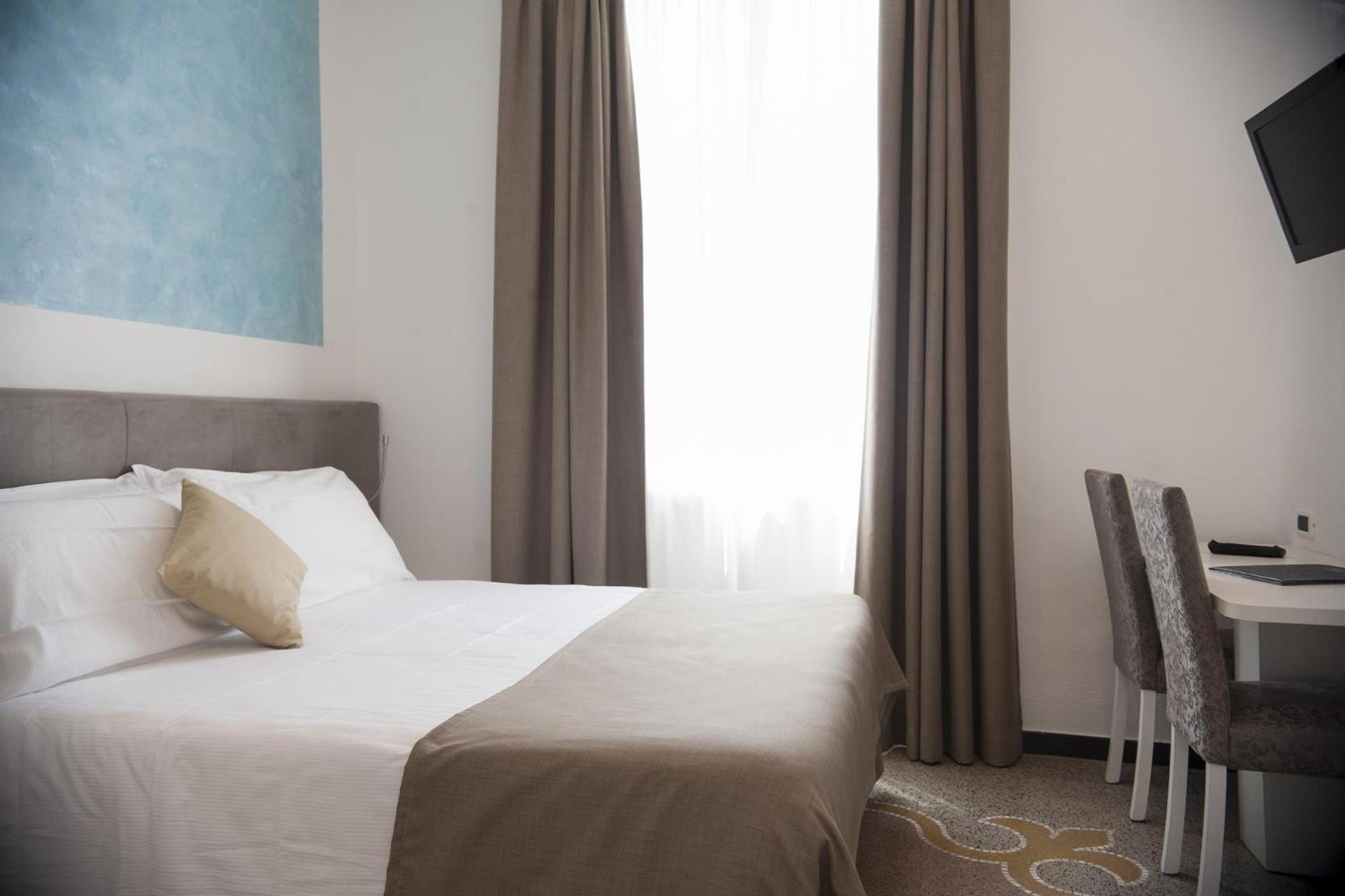 Hotel Villa Centa Варацце Экстерьер фото