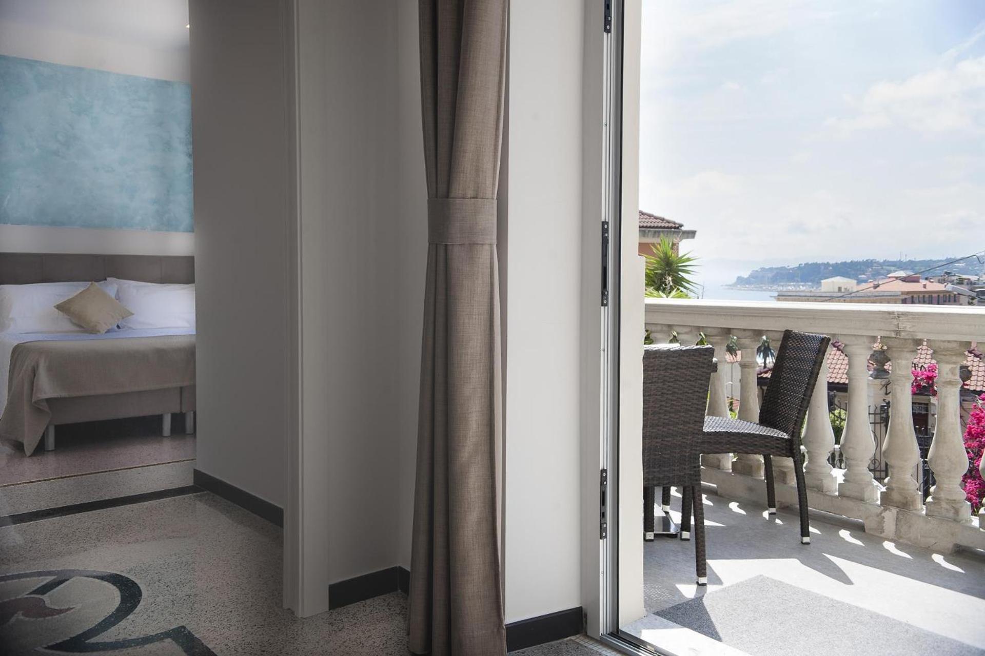 Hotel Villa Centa Варацце Экстерьер фото