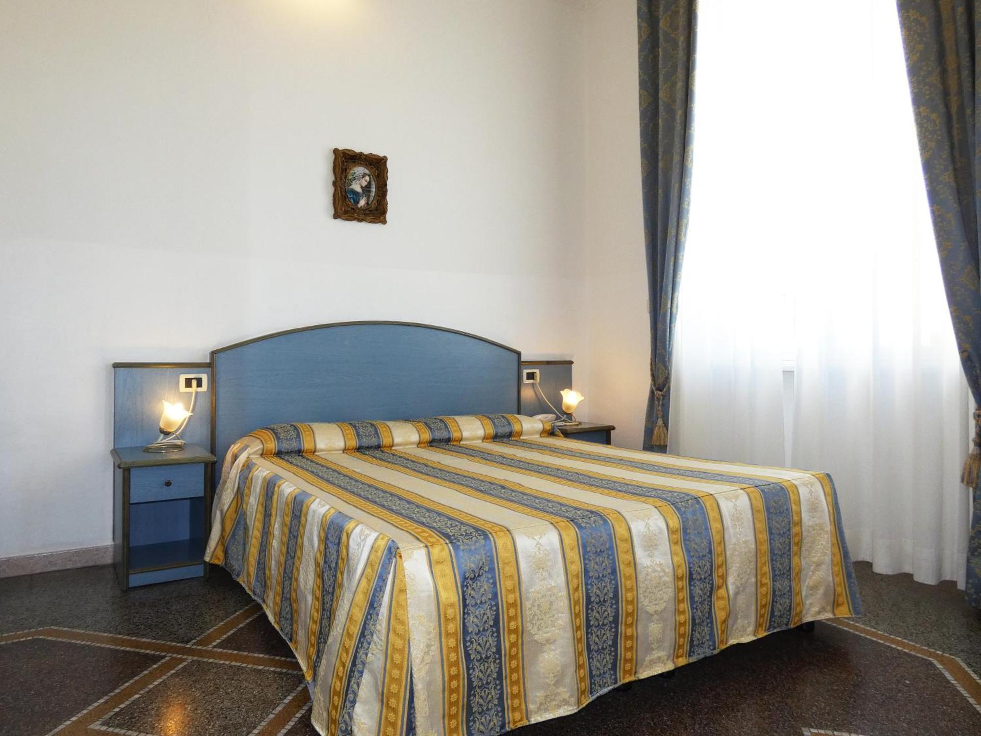 Hotel Villa Centa Варацце Номер фото
