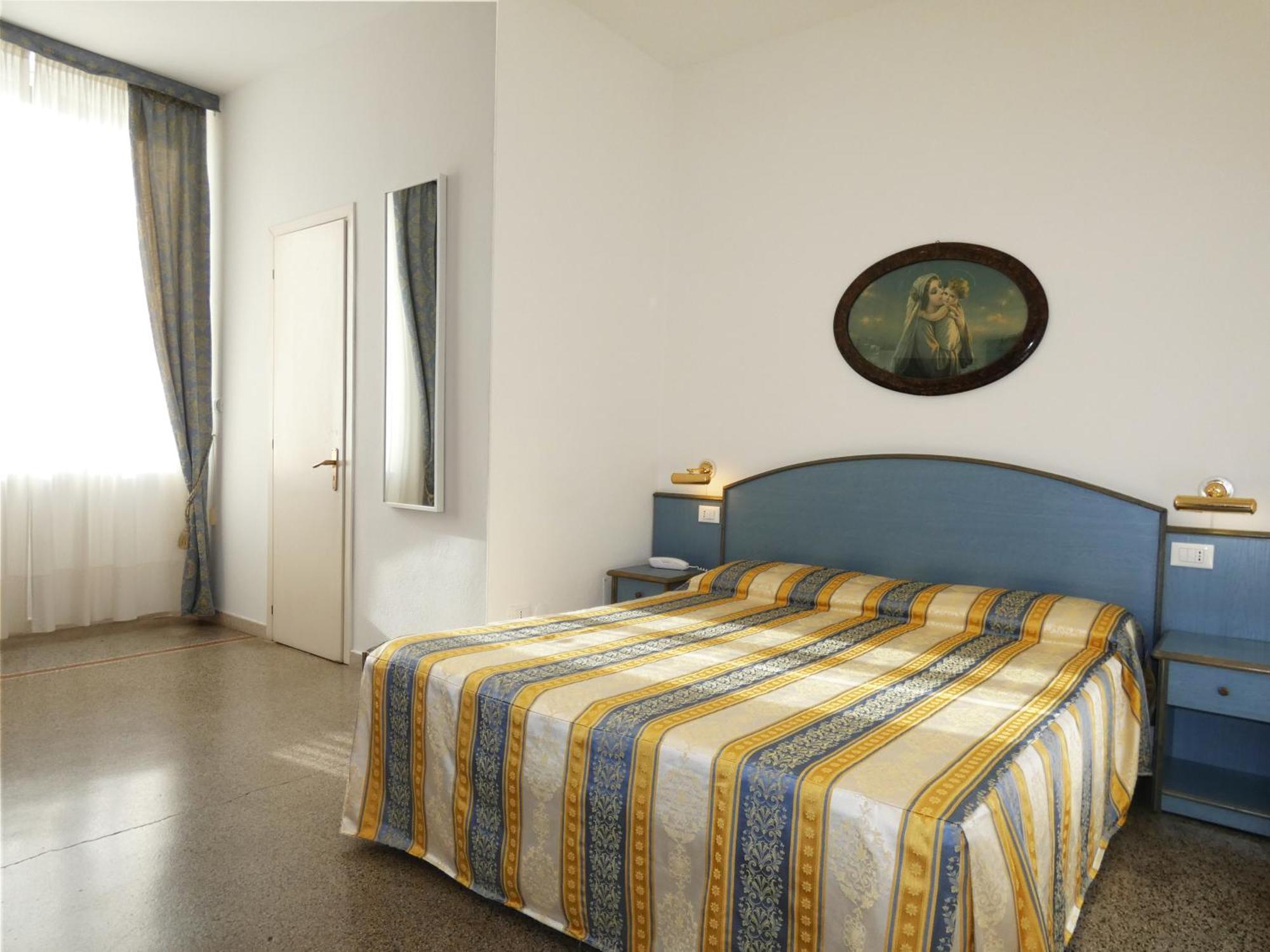 Hotel Villa Centa Варацце Номер фото